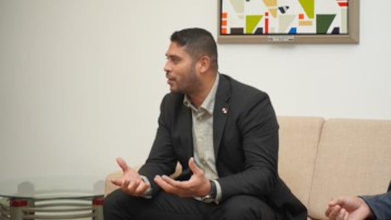 ‘Usted es una sinvergüenza’: diputado arremete contra jefa de Recursos Humanos de Unachi