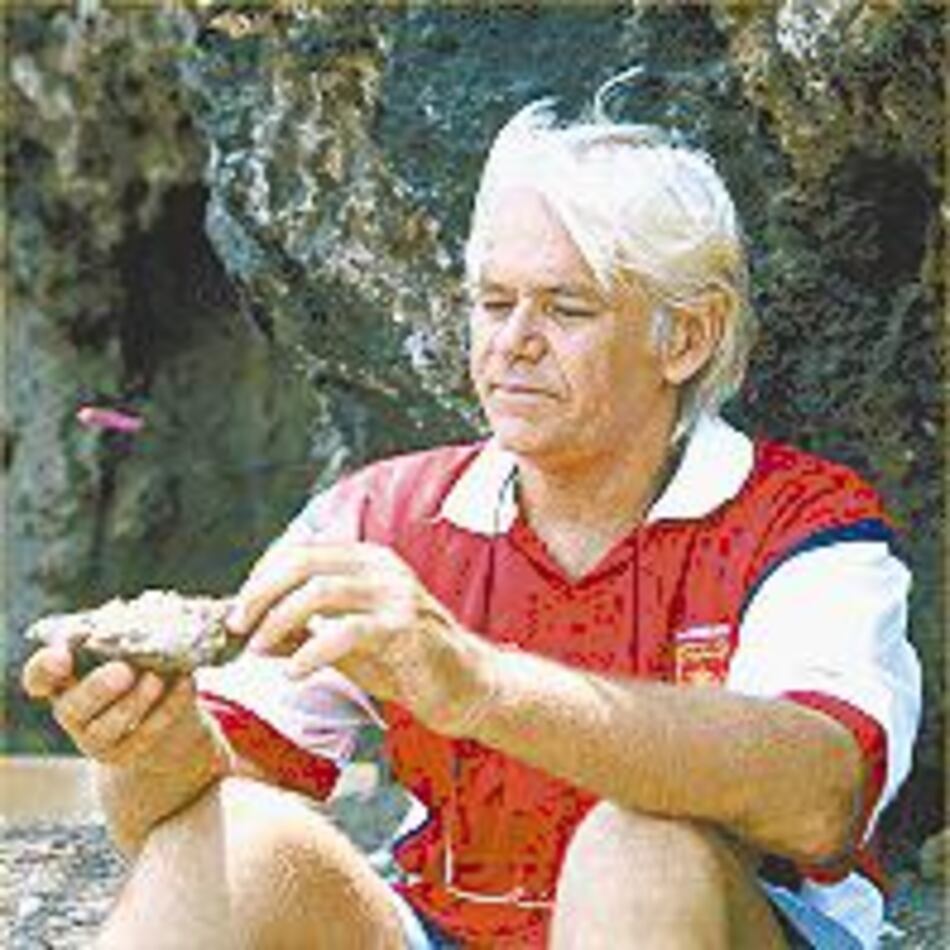 Distinguen a Richard Cooke