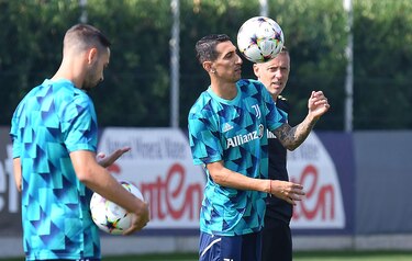 El campeón inicia defensa de su corona