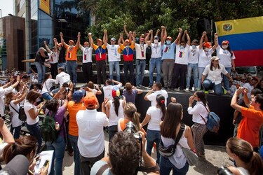 41% de los venezolanos se considera independiente; ni chavista ni opositor