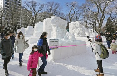 El festival de la nieve de Sapporo reabre al público después de tres años