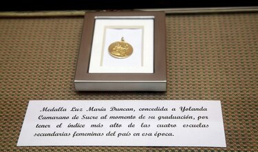 Exposición por el centenario del natalicio de la escritora Yolanda Camarano de Sucre