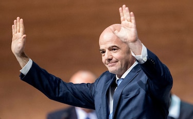 La FIFA responde a críticos de Infantino y hace fuerte defensa de su marco legal