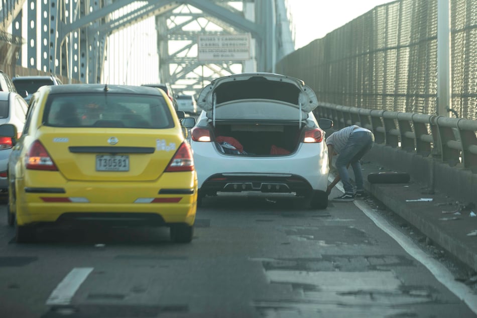 MOP modifica requisitos para contratar mantenimiento del puente de las Américas