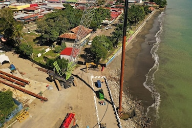 El muelle de Puerto Armuelles, rediseñado ‘con una visión más ambiciosa’, lleva un 30% de avance
