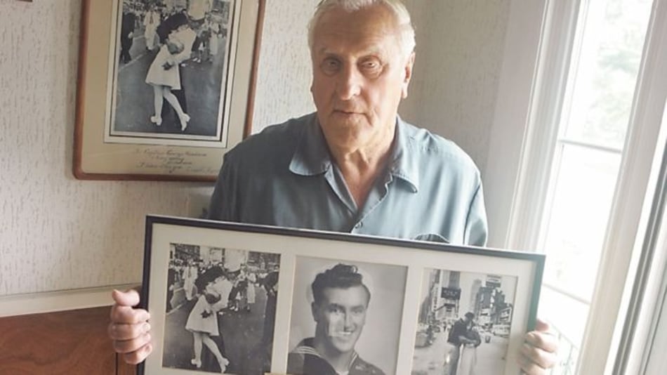 Muere el marinero de la icónica foto del beso en Nueva York