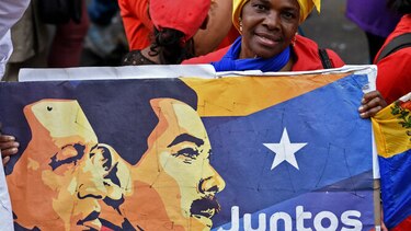 Nicolás Maduro dice que se han detenido a varios militares por apoyar supuesto complot de Estados Unidos