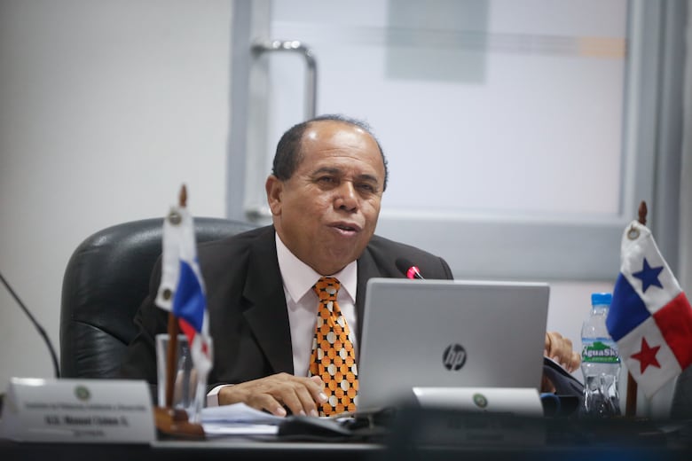 La Comisión de Presupuesto rechaza unánimemente los traslados de partidas solicitados por la Unachi