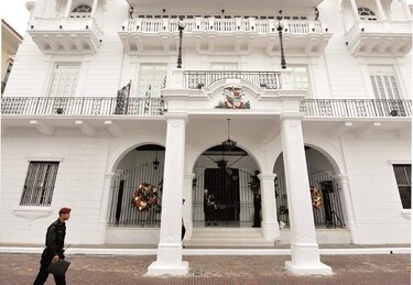 Nueva ley blinda privilegio a los amigos del poder