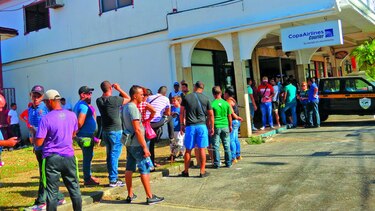 Migración gestiona pasajes para migrantes cubanos