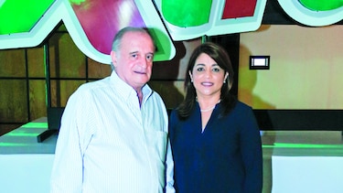 Súper Xtra renueva su imagen y anuncia expansión