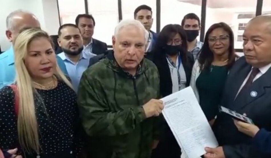 Ricardo Martinelli desiste de postularse como precandidato presidencial por libre postulación