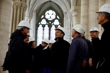 Macron dice que la reconstrucción de Notre Dame estará lista para 2024