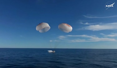 Los astronautas varados de la NASA ya están en la Tierra