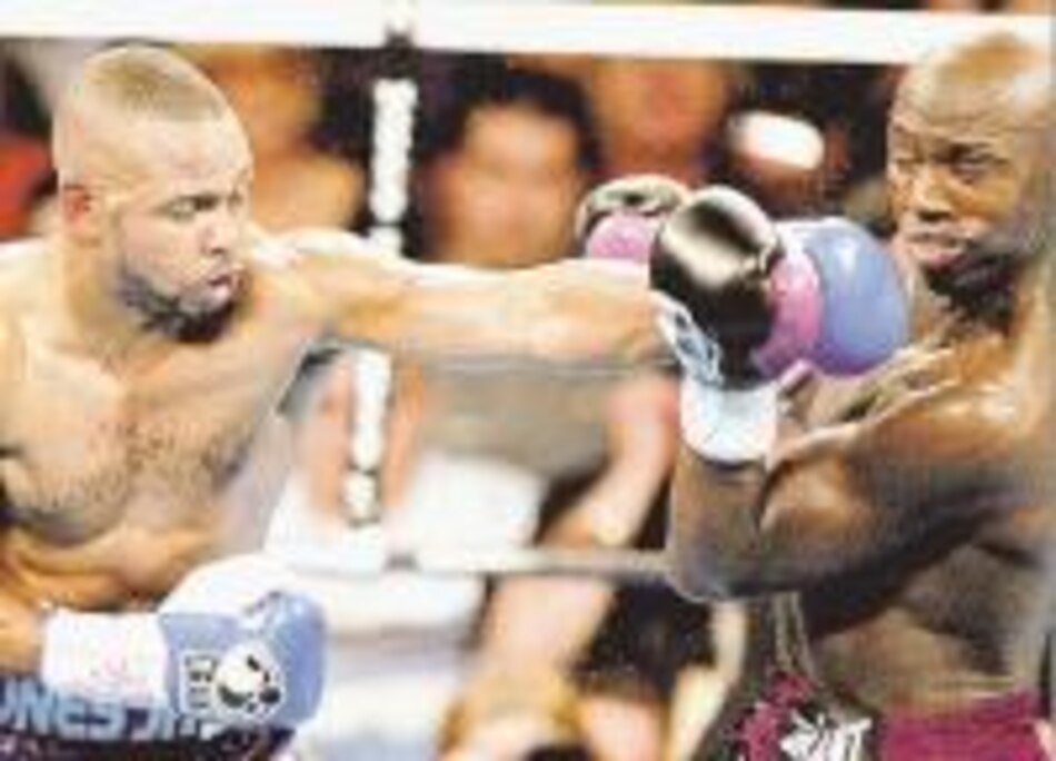 Jones Jr. pasó apuros para vencer a Traver