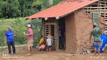 Junta de embarra en Pedasí: una experiencia cultural que atrae a turistas de todo el mundo