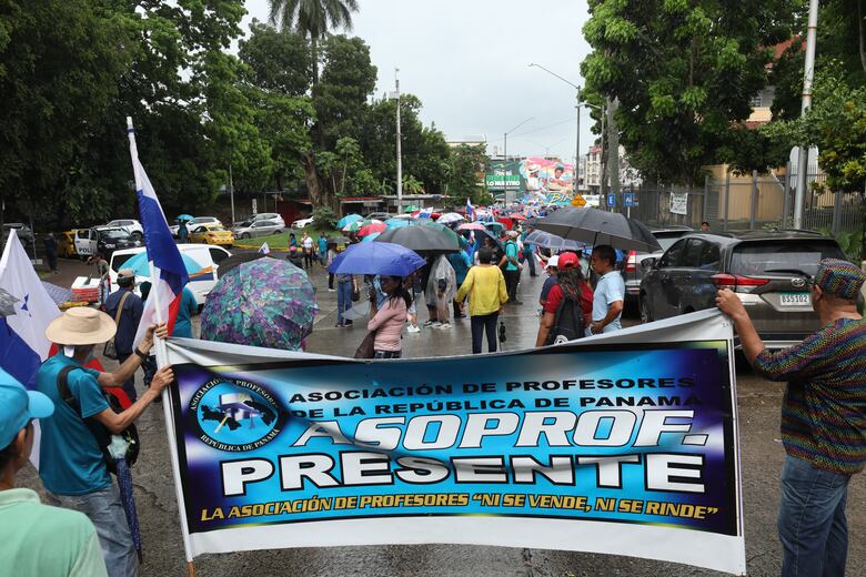 Meduca abre procesos administrativos contra 37 docentes del Instituto América