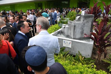 Celebran la independencia de Israel con inauguración del Jardín Shalom en la Ciudad de la Salud
