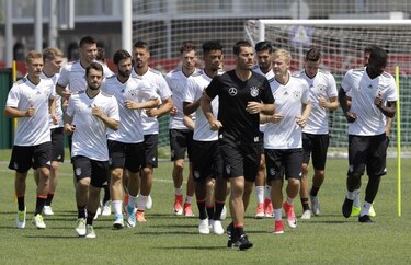 México y Alemania se reparten elogios