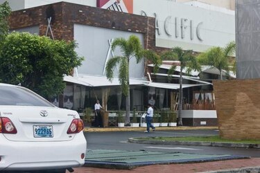 Mañana comienza prueba de cobro automatizado del ‘parking’ en Multiplaza