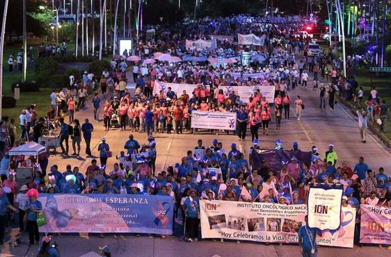 Caminata de Luz para celebrar la vida