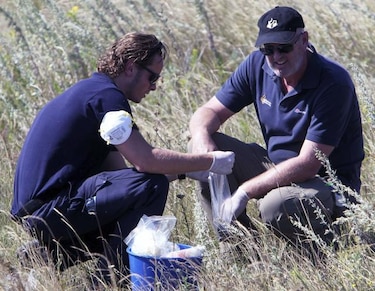 Extenderán nueve meses la investigación internacional sobre el derribo del MH17