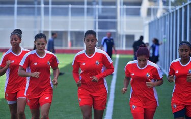 Zseremeta espera borrar la mentalidad de cenicienta en la selección femenina de Panamá