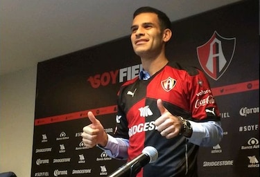 Rafa Márquez promete dejar el 'alma' en su retorno a México con Atlas