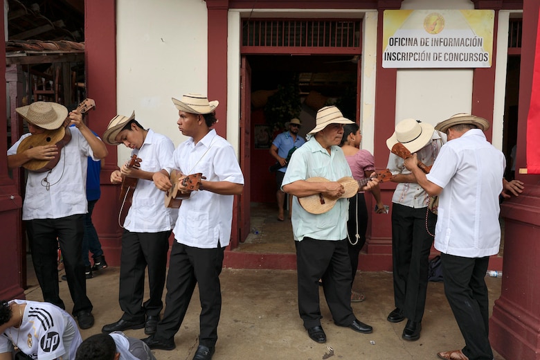Guararé vibra con la Mejorana: tradición, fe y folclore en el corazón de Panamá