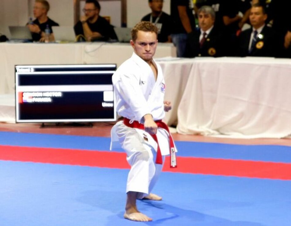 El panameño Héctor Cención alcanza el bronce en Panamericano de karate