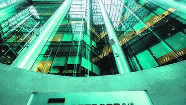 Petrobras vende refinería en EU