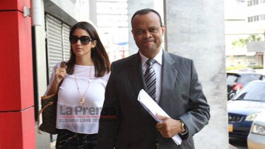 Esposa de Ferrufino y exministro Óscar Osorio, en indagatoria