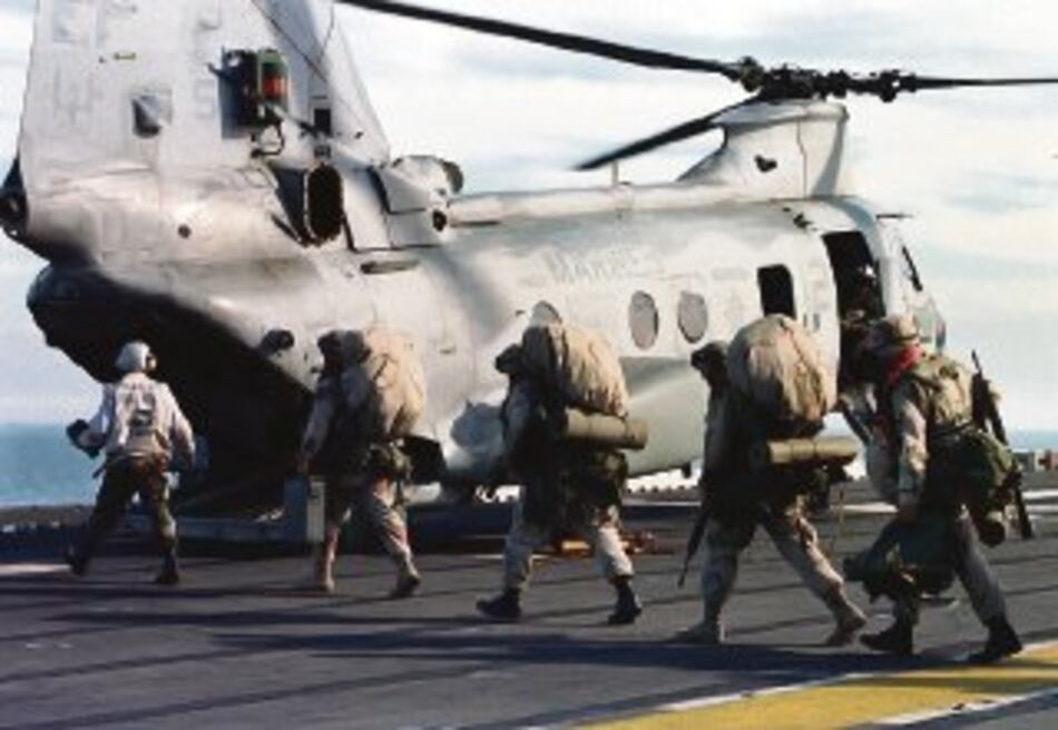 Marines de EU inician ofensiva