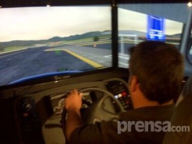 252 conductores culminan capacitación para manejar el Metro Bus