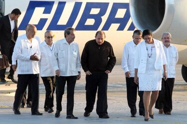 Mandatarios latinoamericanos preparan en Cuba acción conjunta contra el ébola