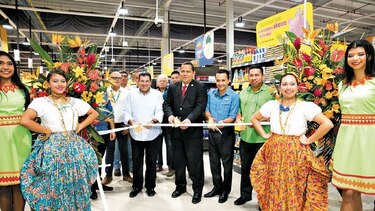 Súper Xtra: ‘Los amos del ahorro’ se instalan en Bugaba