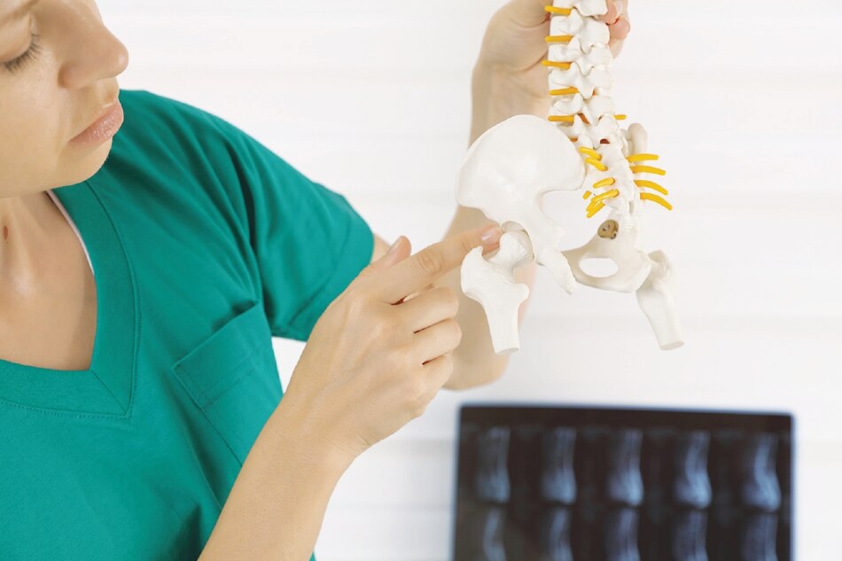 Una mayor ingesta de vitamina K se relaciona con un menor riesgo de fracturas óseas al final de la vida