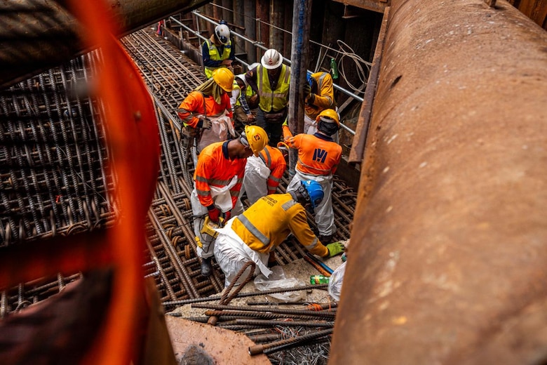 Cuarto Puente avanza tras 30 horas de vaciado de concreto en su cimentación