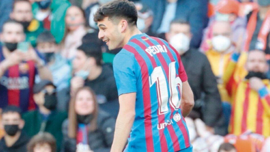 Un sonriente Barcelona visita al Nápoles en duelo de vuelta