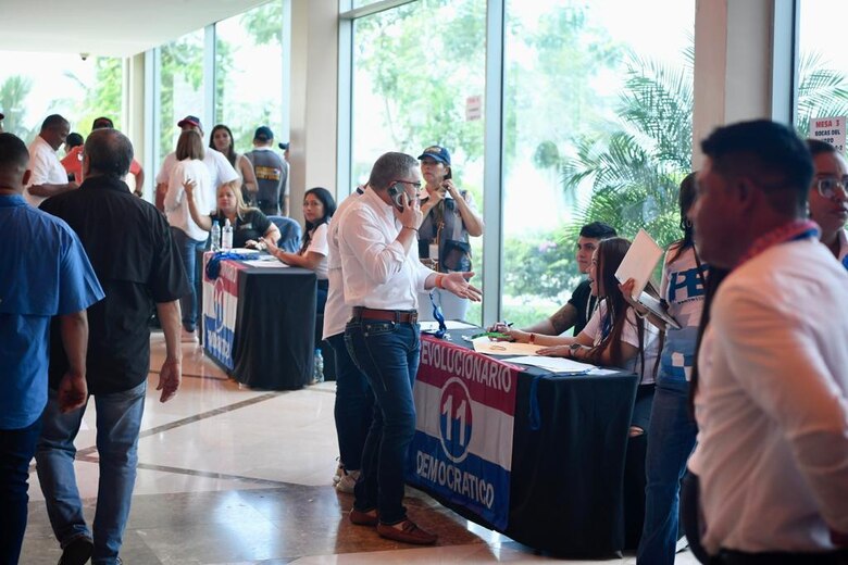 Carrizo-Alleyne, la nómina que desconcertó al directorio PRD