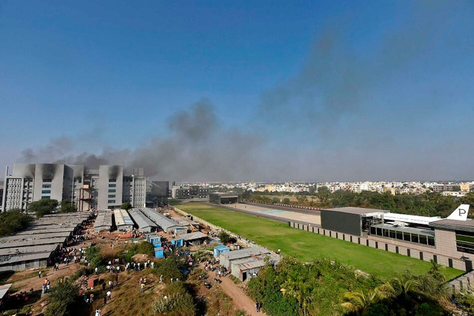 Incendio en sede del mayor fabricante de vacunas del mundo, situado en India