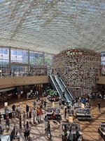 Starfield, la biblioteca de los 70 mil libros en Seúl