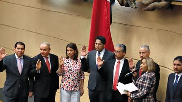 El primer día de la nueva Comisión de Credenciales