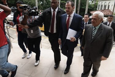 Contralor presenta denuncias por manejo irregular de fondos en la Asamblea