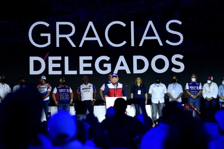 TE desembolsó $391 mil para el congreso del PRD