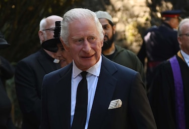 Carlos III encarga componer doce piezas musicales para su coronación