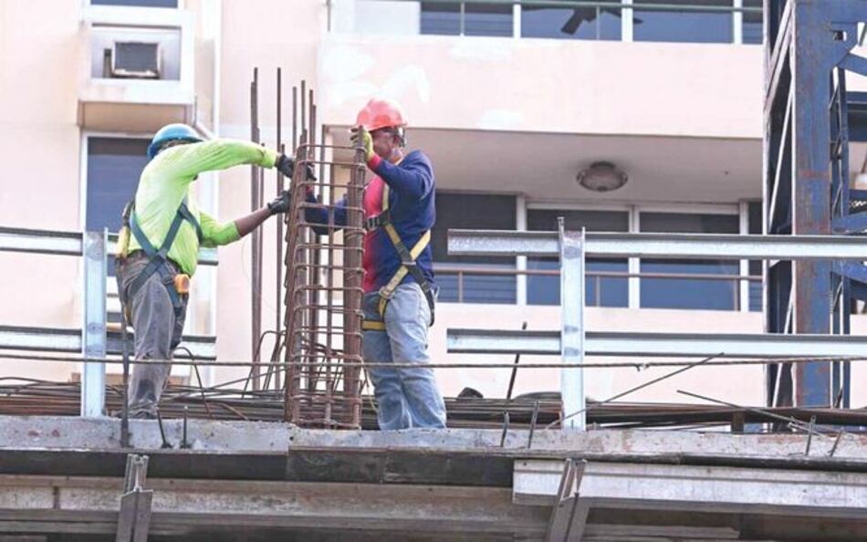 Baja 50% la inversión en construcción en el sector privado en 2018