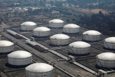 Pemex rompe 9 años de pérdidas