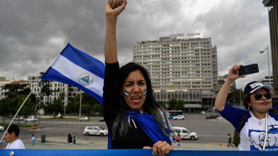 Nicaragüenses piden en Madrid la salida de Daniel Ortega