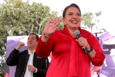 Honduras aguarda conteo especial entre pedido de ‘voto por voto’ y resguardo del material